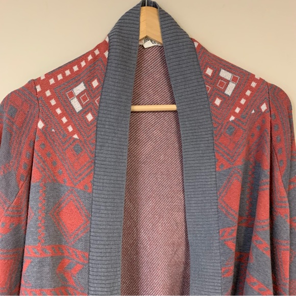 Pink Republic Aztec Cardigan Sweater Women’s Large Southwest Tribal Lightweight - Picture 5 of 10
